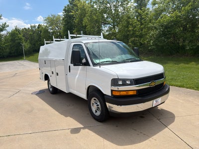 2026 Chevrolet Express Cutaway 3500 1WT