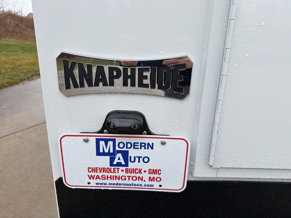 2026 Chevrolet Express Cutaway 3500 1WT