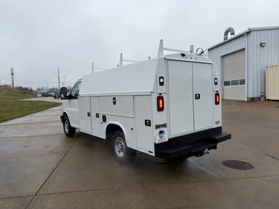 2026 Chevrolet Express Cutaway 3500 1WT