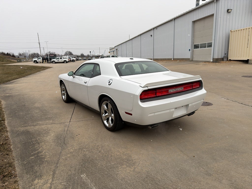 2014 Dodge Challenger R/T Plus