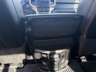 2022 RAM 3500 Laramie Crew Cab 4x4 8' Box