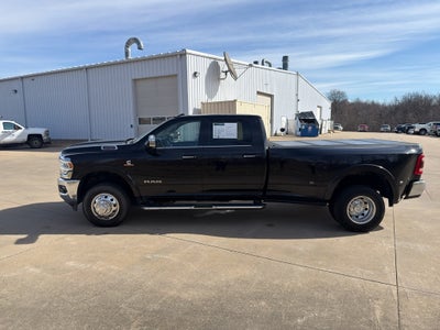 2022 RAM 3500 Laramie Crew Cab 4x4 8' Box