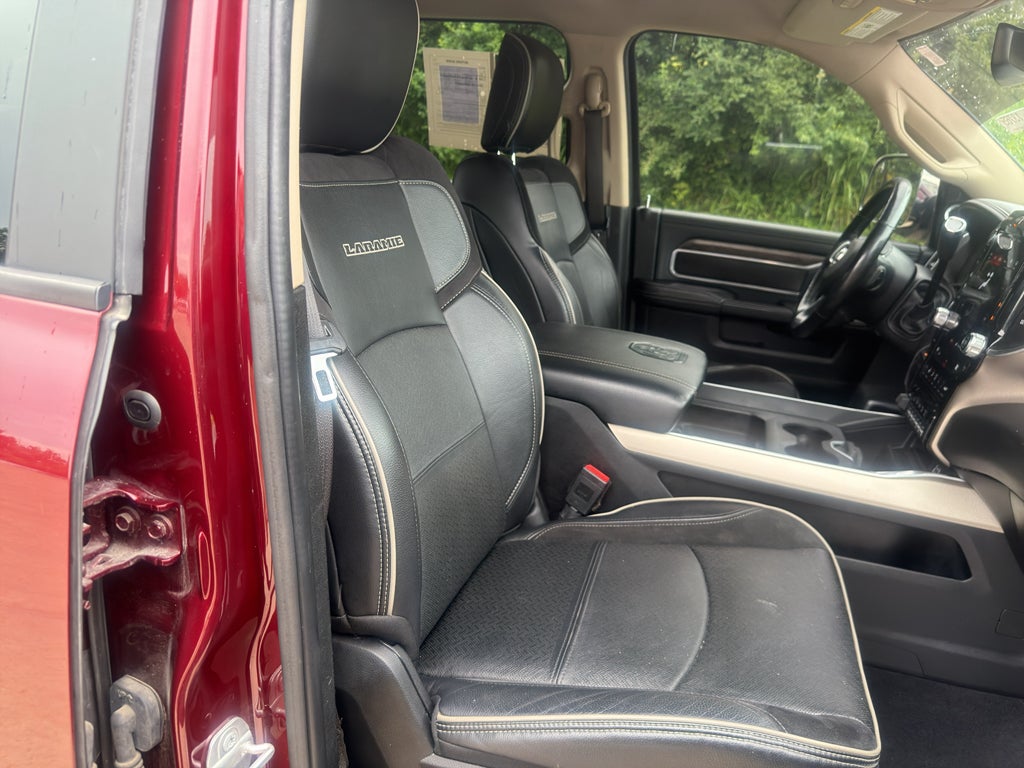 2020 RAM 2500 Laramie Crew Cab 4x4 6'4" Box