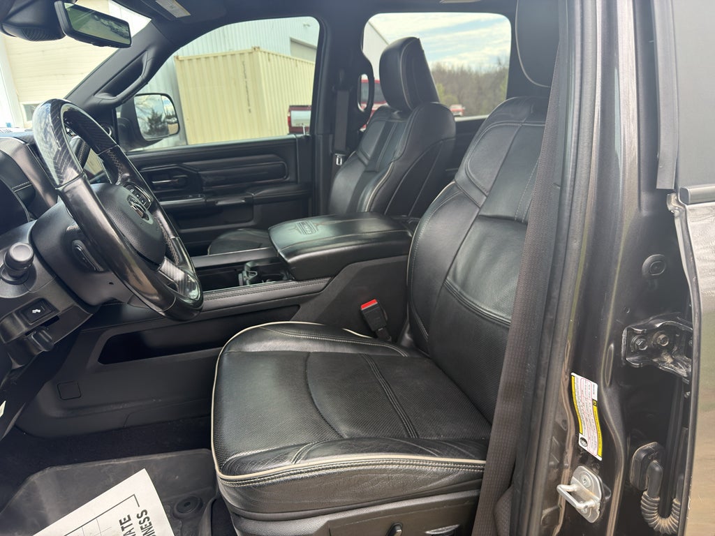 2022 RAM 2500 Limited Crew Cab 4x4 6'4" Box