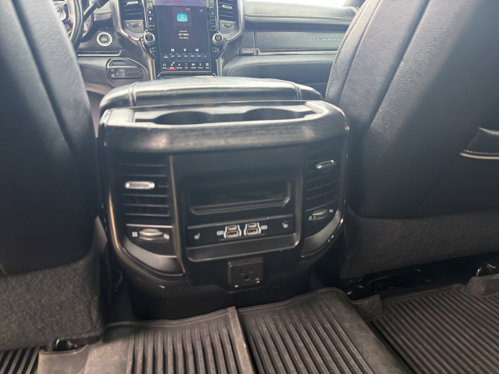 2022 RAM 2500 Limited Crew Cab 4x4 6'4" Box