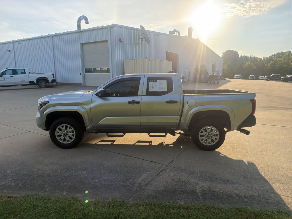 2025 Toyota Tacoma SR