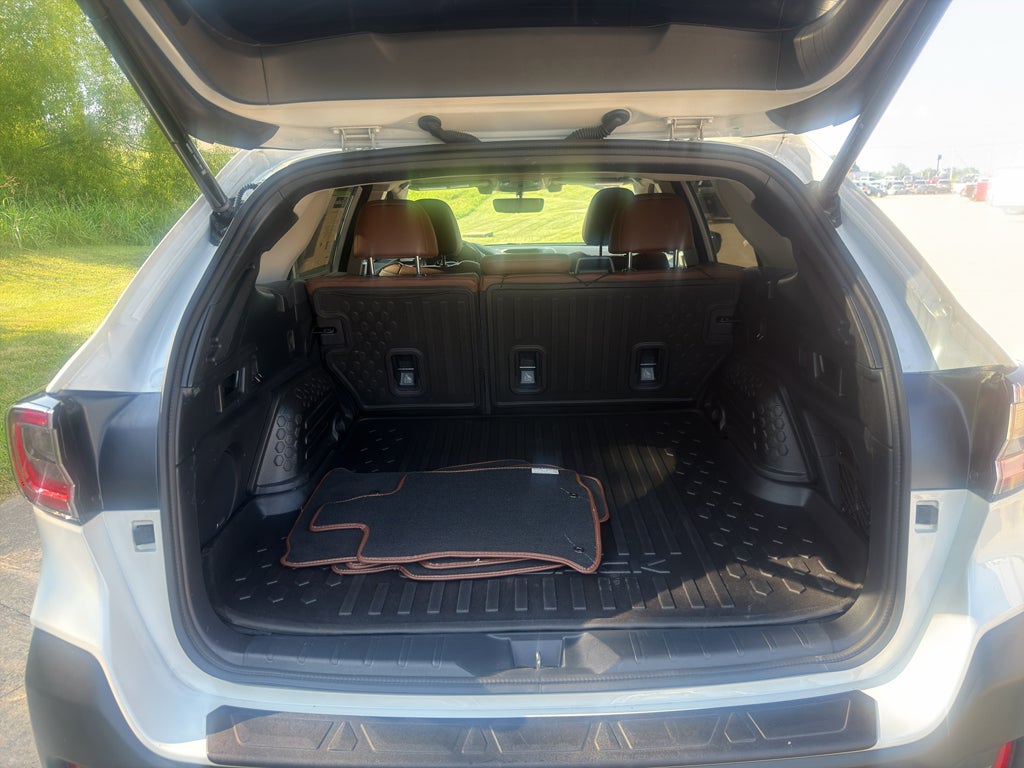 2022 Subaru Outback Touring