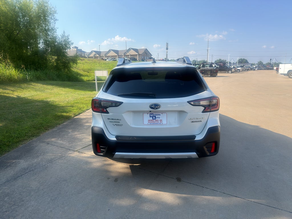 2022 Subaru Outback Touring