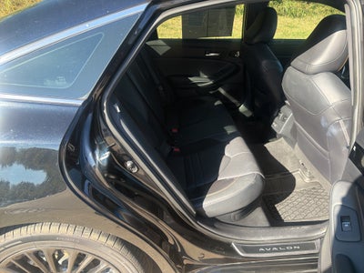 2021 Toyota Avalon XSE Hybrid