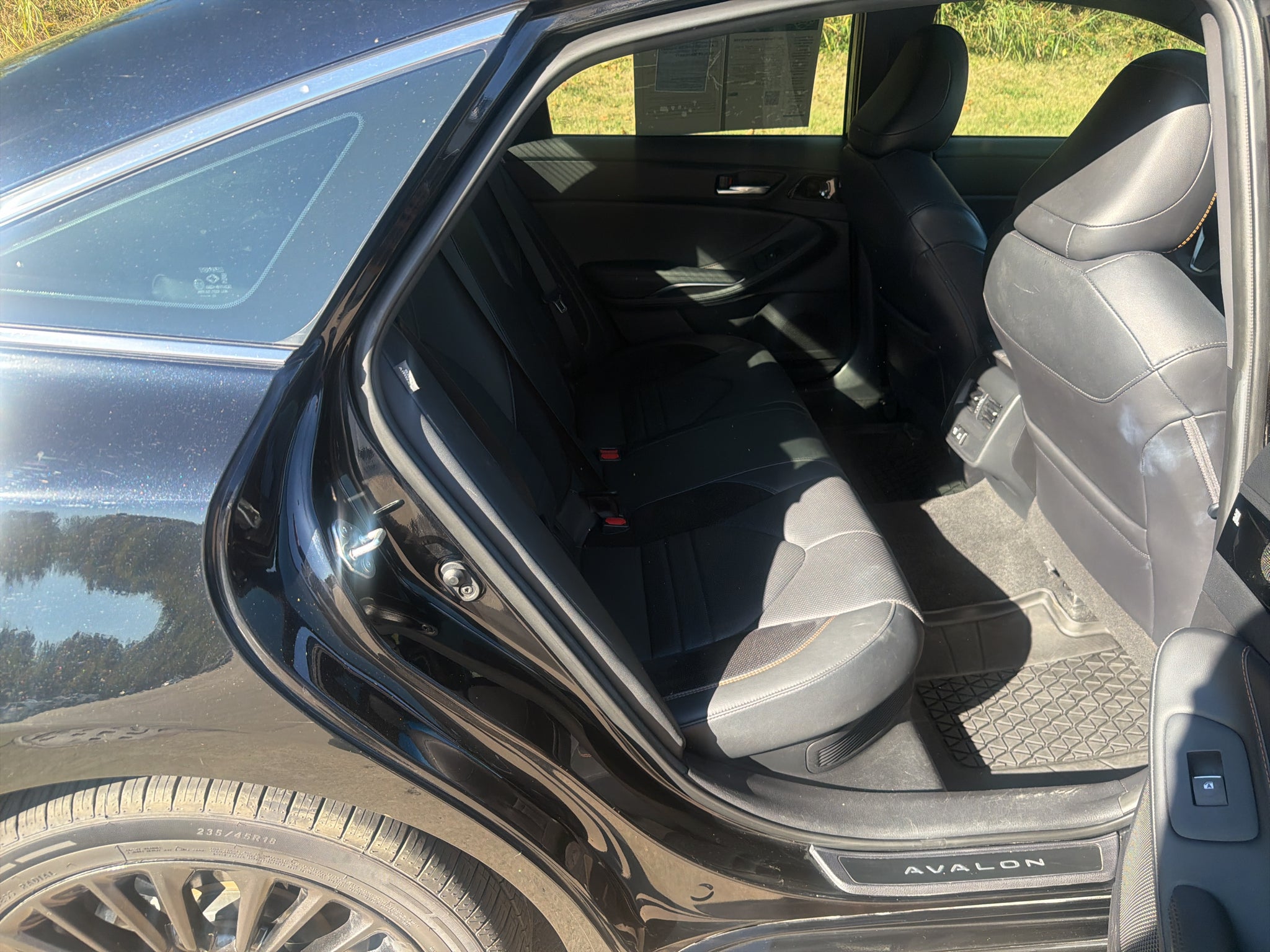 2021 Toyota Avalon XSE Hybrid