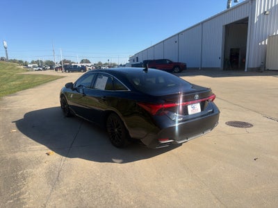 2021 Toyota Avalon XSE Hybrid