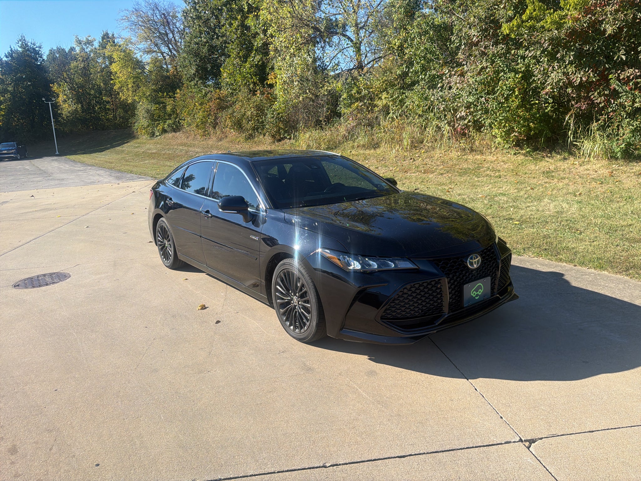 2021 Toyota Avalon XSE Hybrid