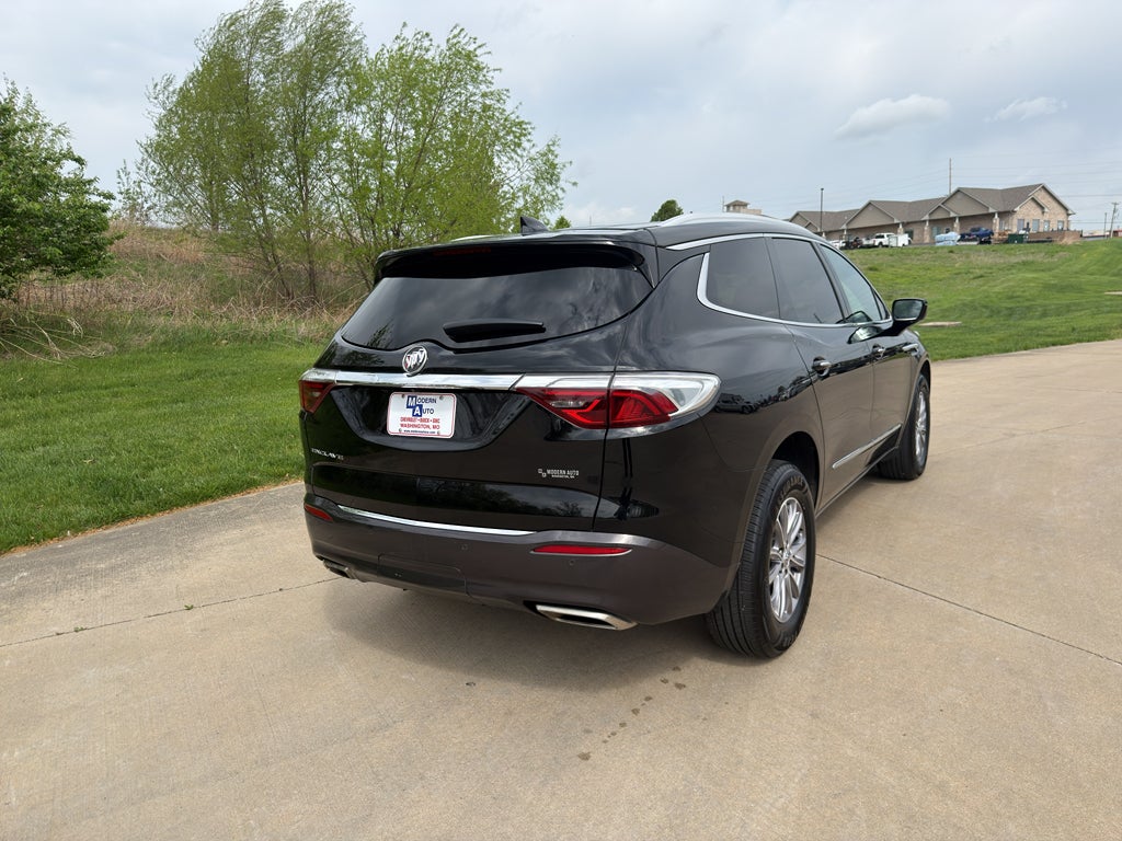 2023 Buick Enclave Essence