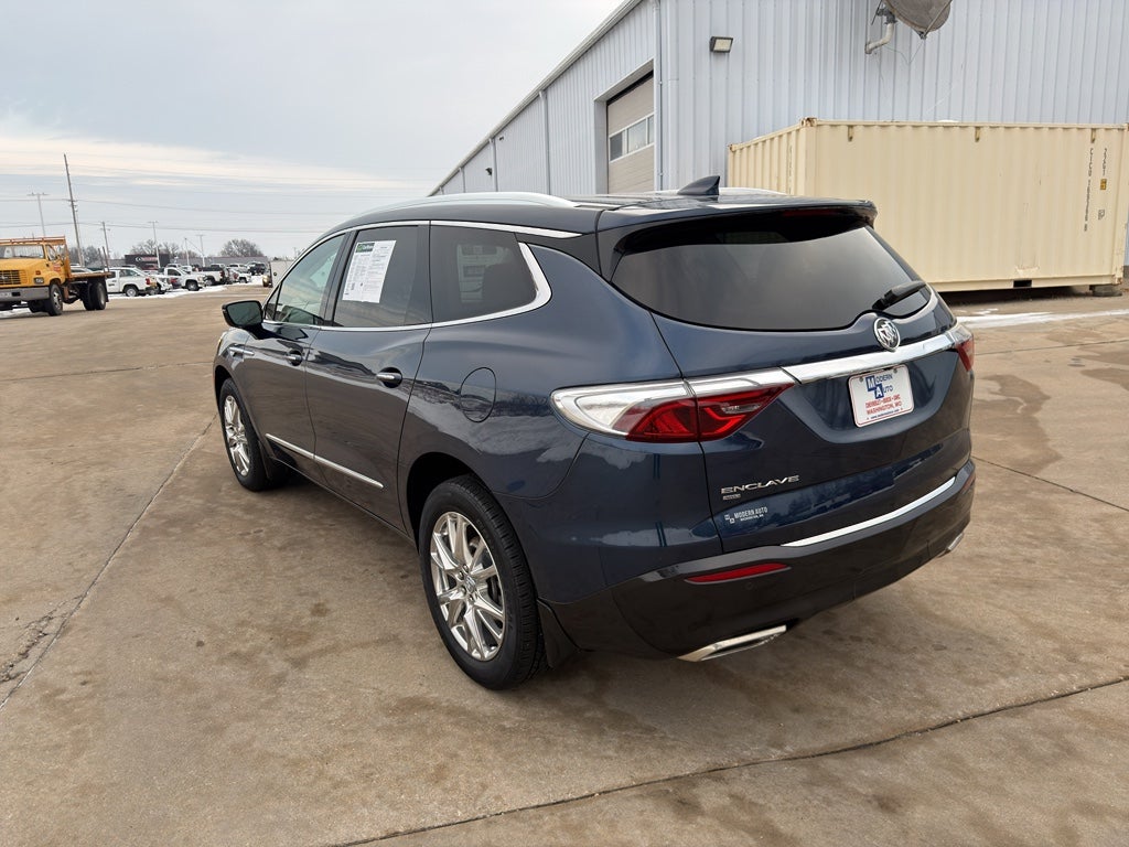 2023 Buick Enclave Essence