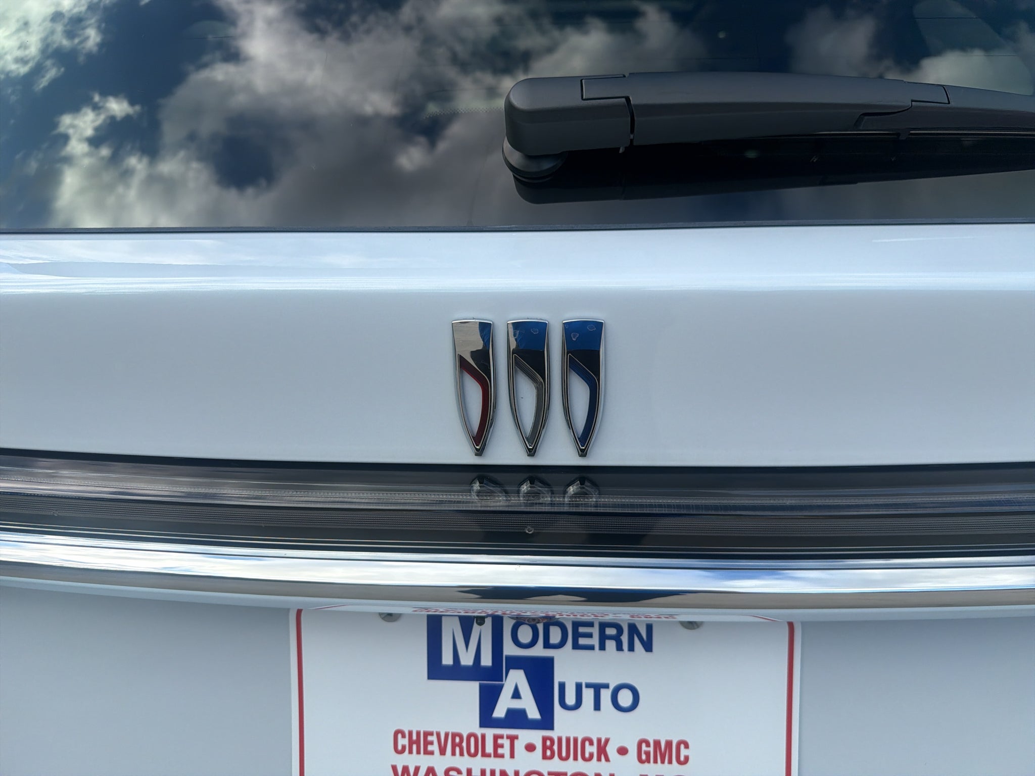 2027 Buick Enclave Avenir