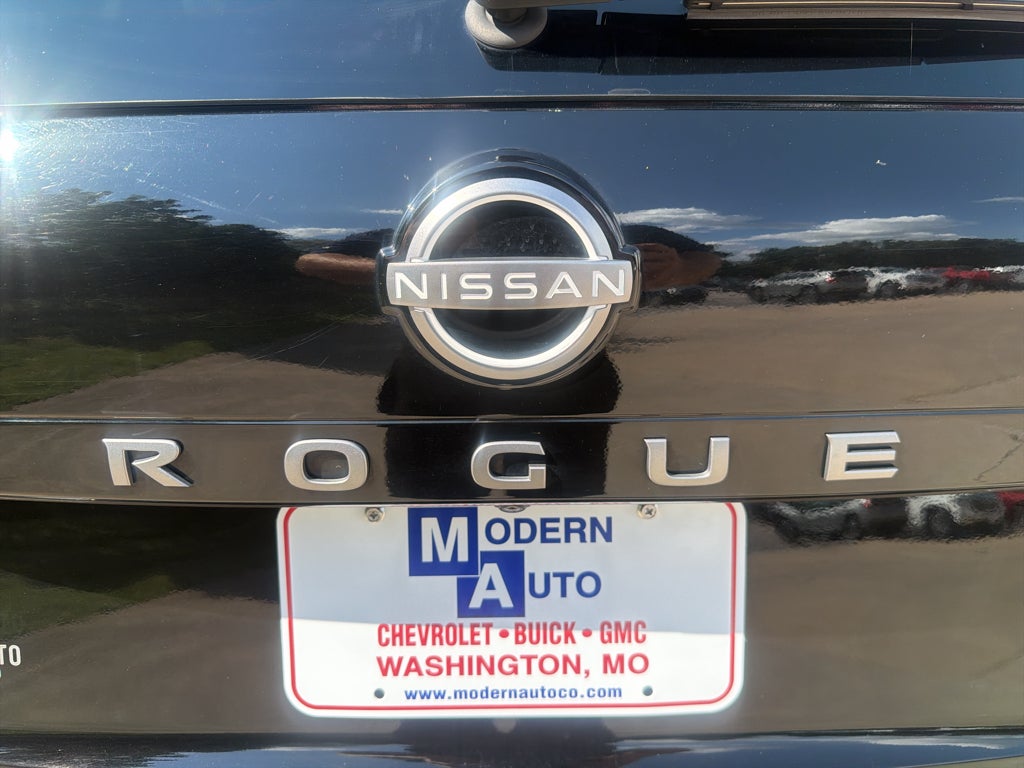 2024 Nissan Rogue SV