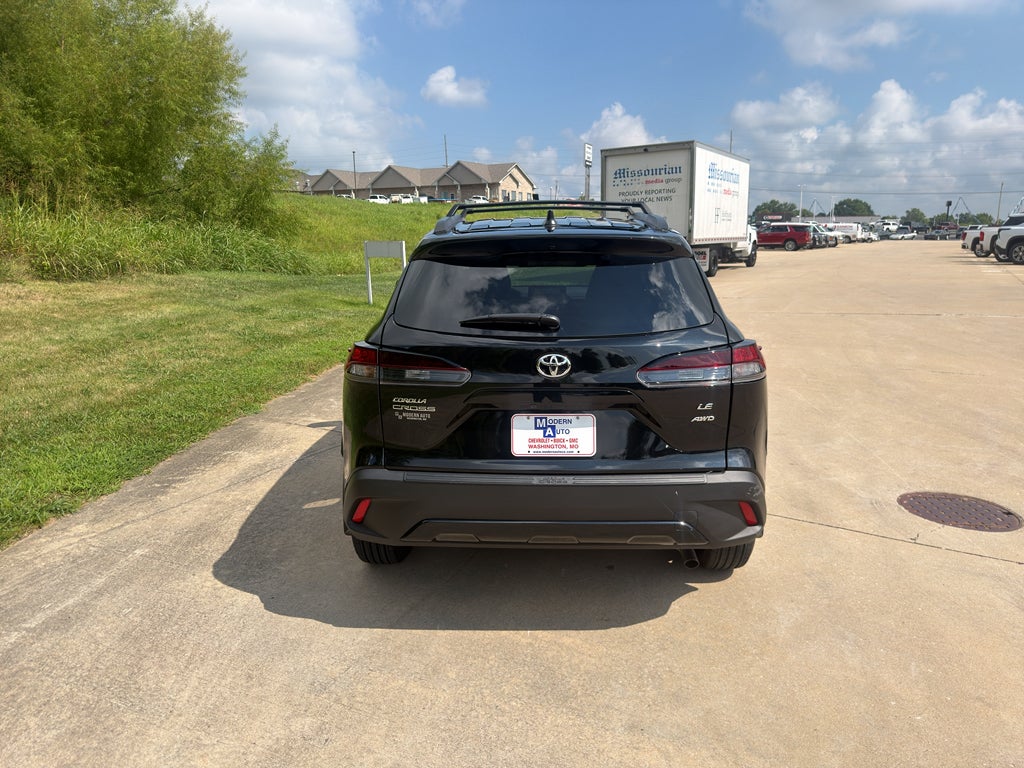 2026 Toyota Corolla Cross LE