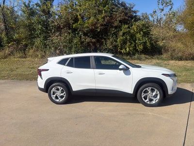 2026 Chevrolet Trax LS