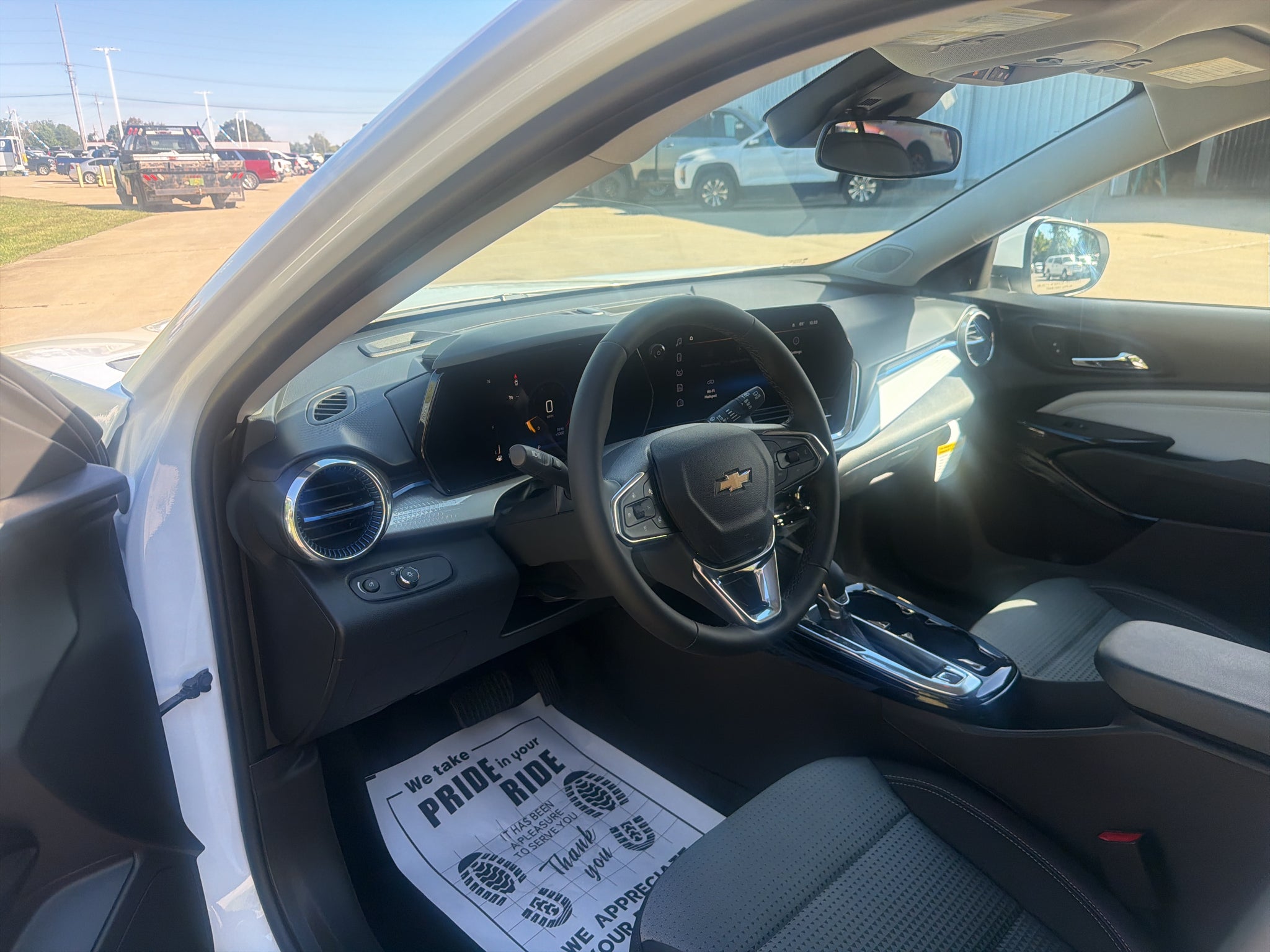 2026 Chevrolet Trax LT - Photo 9