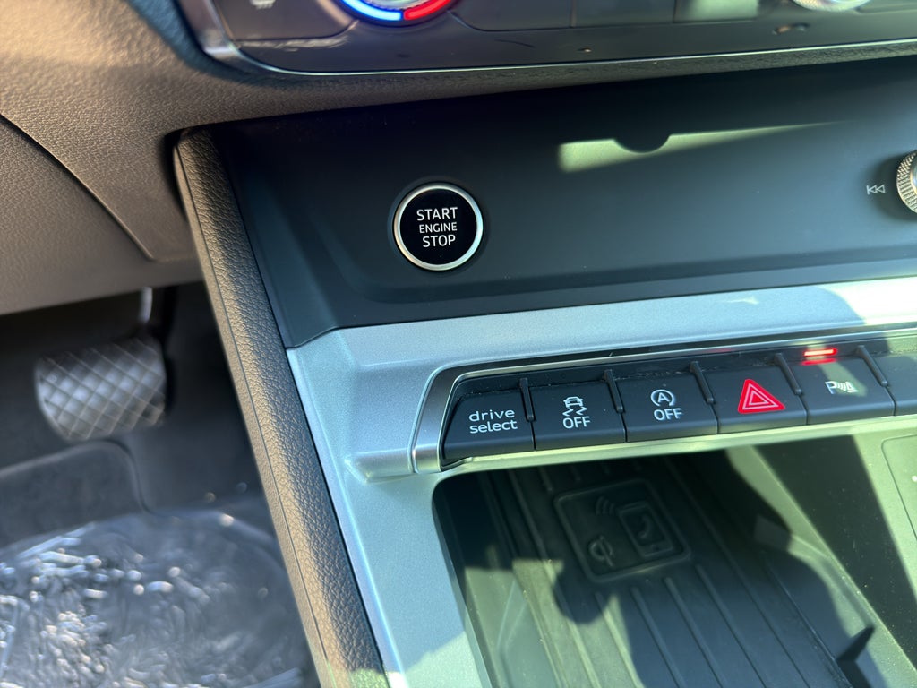 2024 Audi Q3 S line Premium