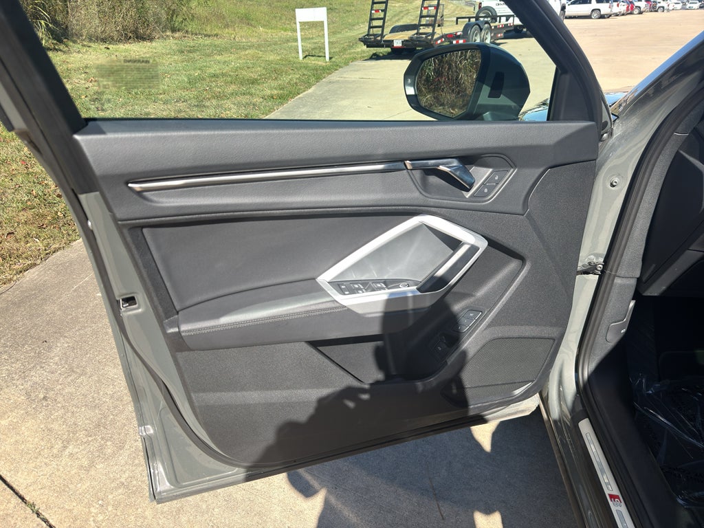 2024 Audi Q3 S line Premium