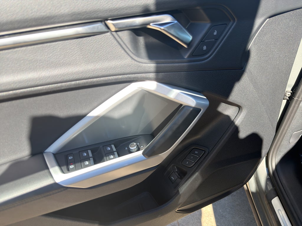 2024 Audi Q3 S line Premium