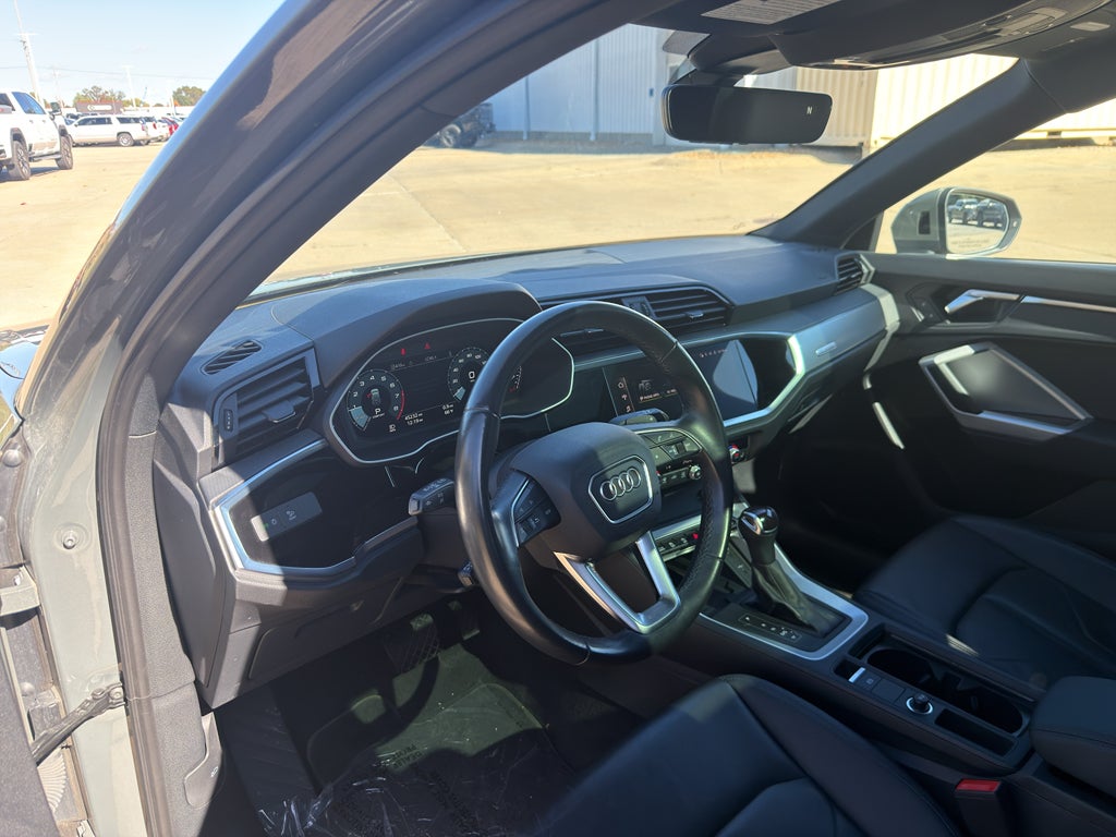 2024 Audi Q3 S line Premium